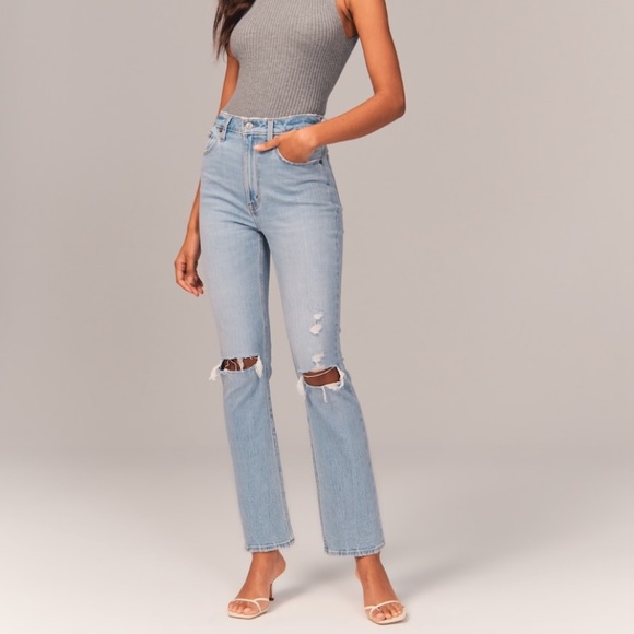 Abercrombie & Fitch Denim - NWT Abercrombie ultra high rise ankle straight jeans light wash w/ knee rips 30S